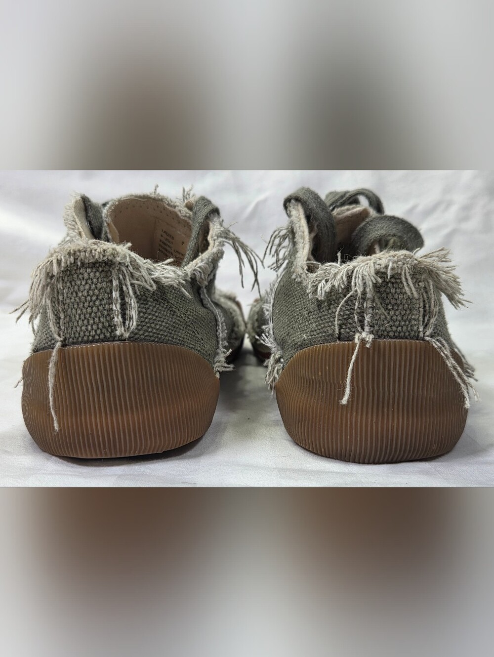 Steve Madden P-Jolt Patchwork Deconstructed Shag Sneakers Olive Green Woman Sz 7 - Picture 7 of 14